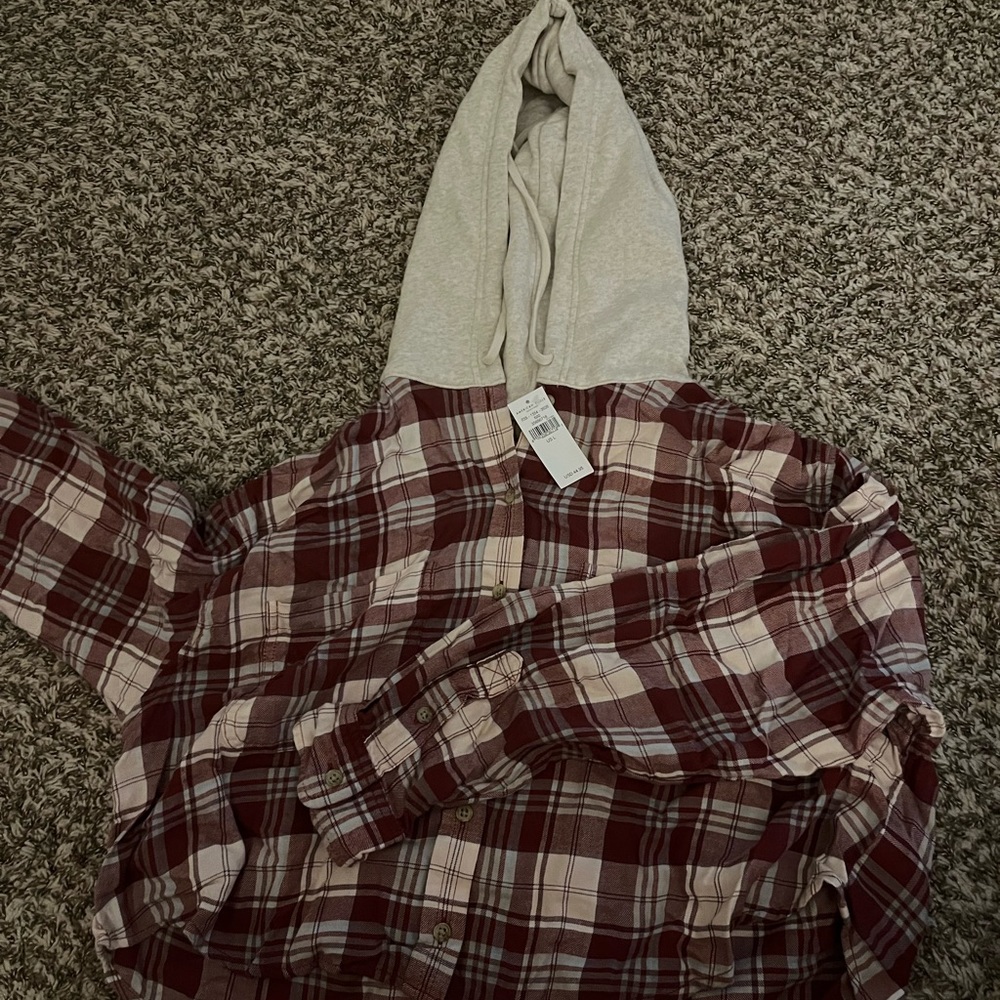 Cropped American Eagle flannel with hood
